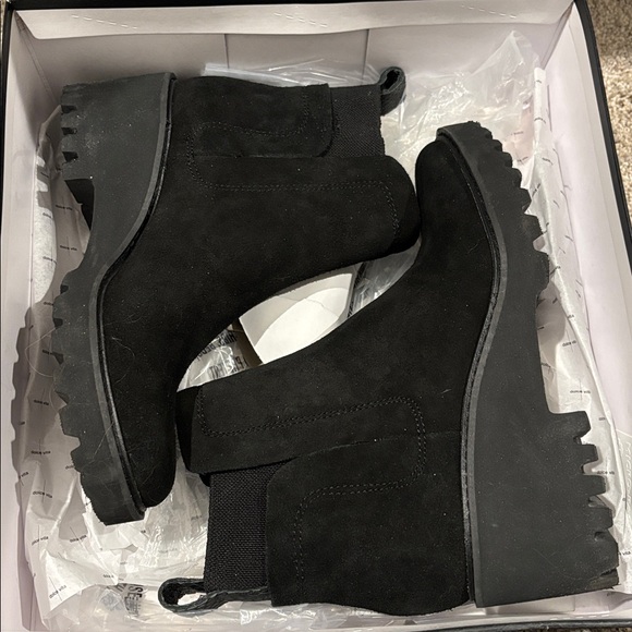 Dolce Vita Huey H2O Onyx Suede Pull On Chunky Platform Ankle Boots 6.5 - Picture 5 of 5